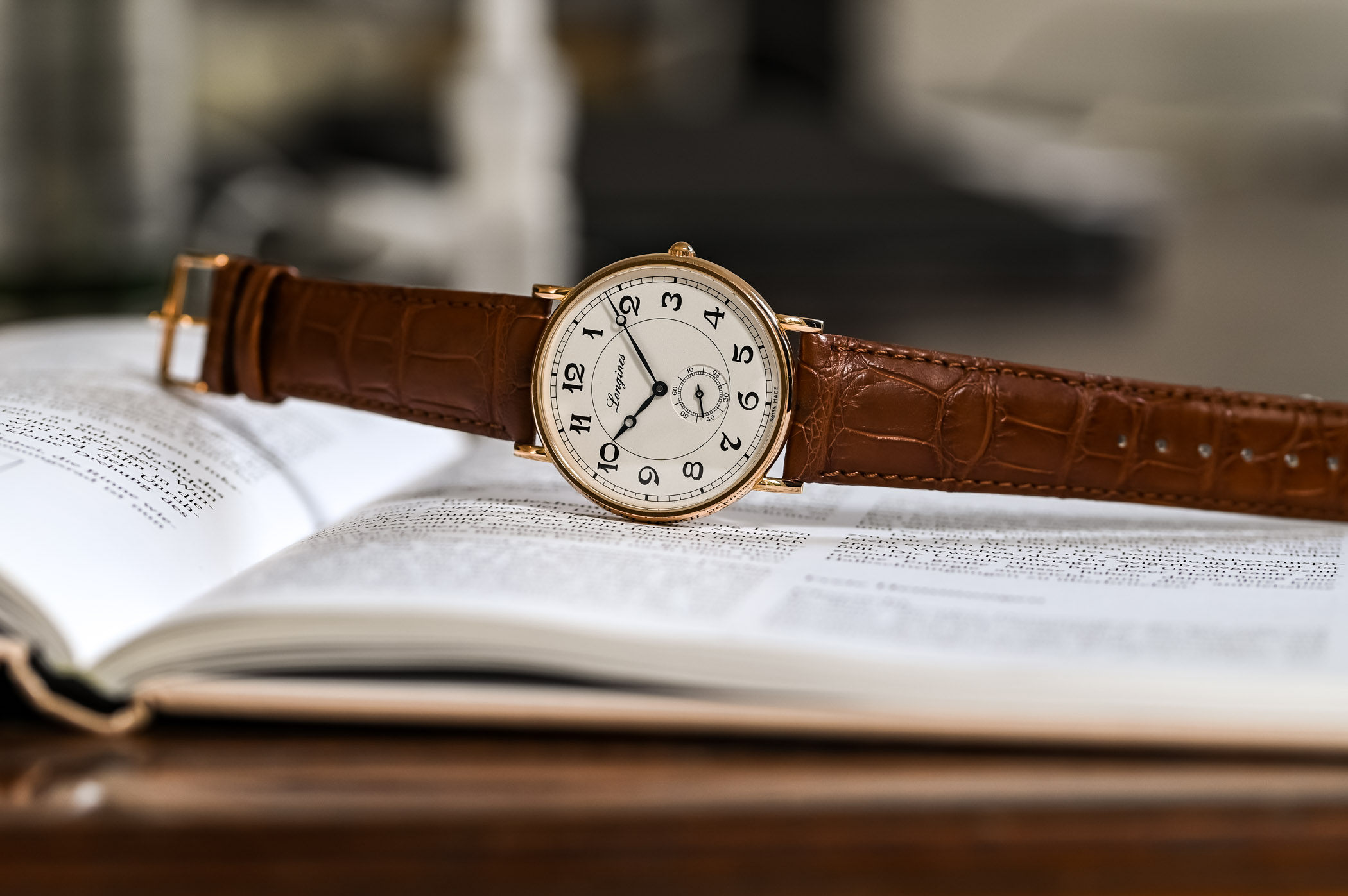 Longines Présence Heritage 38.5mm pink gold - accessible gold dress watch