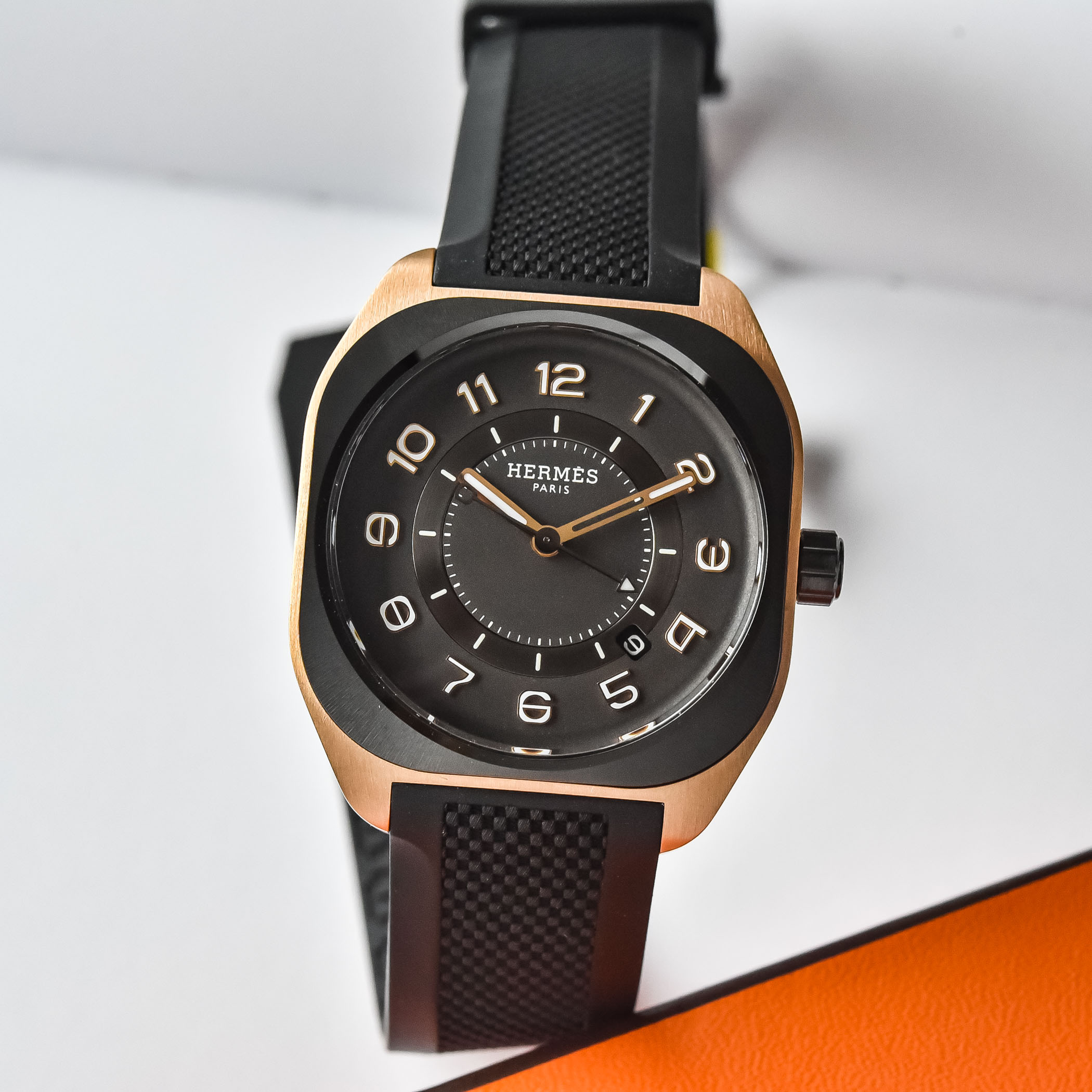 Hermes H08 Black and Gold 059581WW00