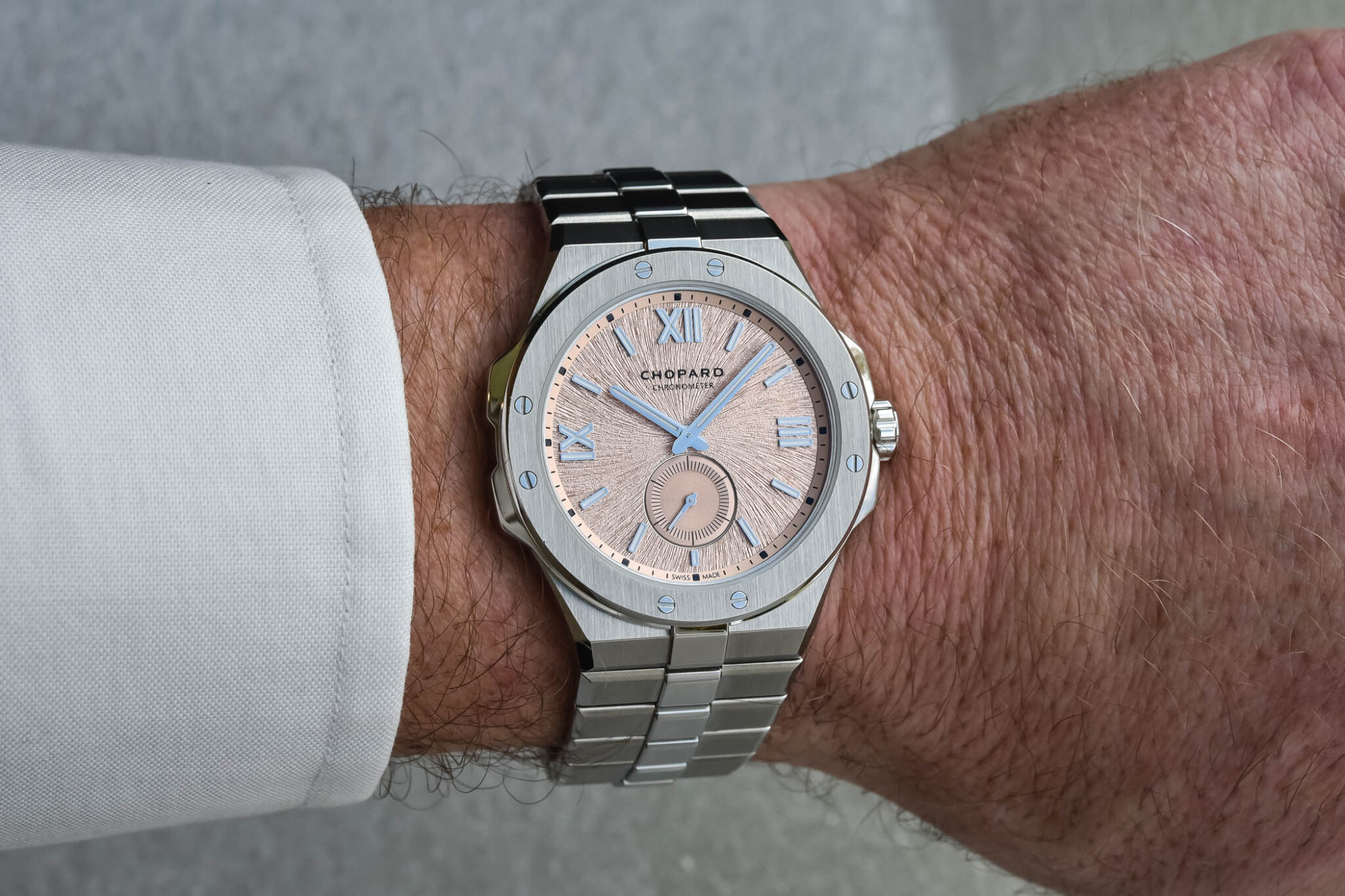 Hands on: The New Salmon Dial Chopard Alpine Eagle XPS Hands on: The New Salmon Dial Chopard Alpine Eagle XPS