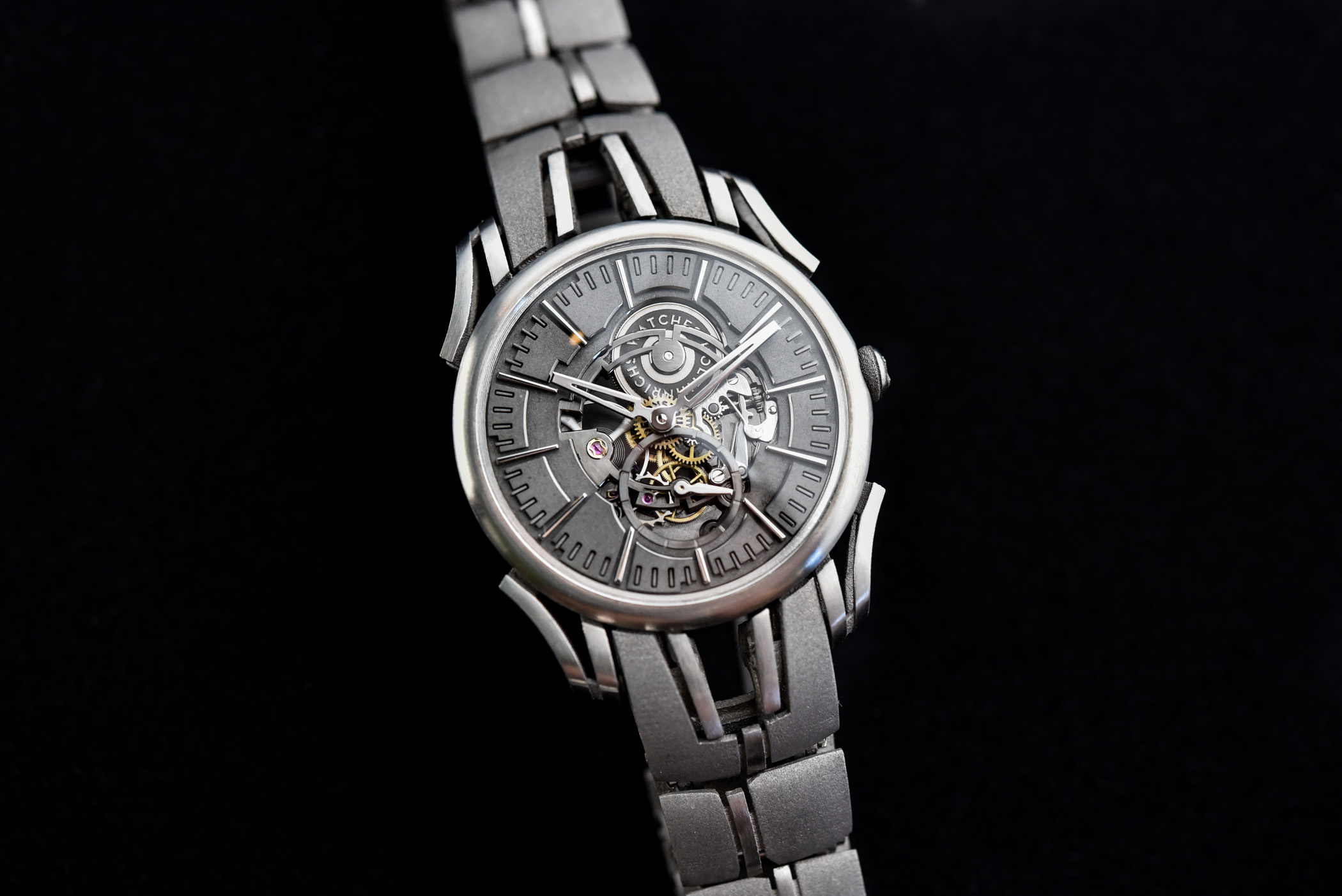 Holthinrichs Deconstructed 3D-Printed Titanium Watch and Bracelet