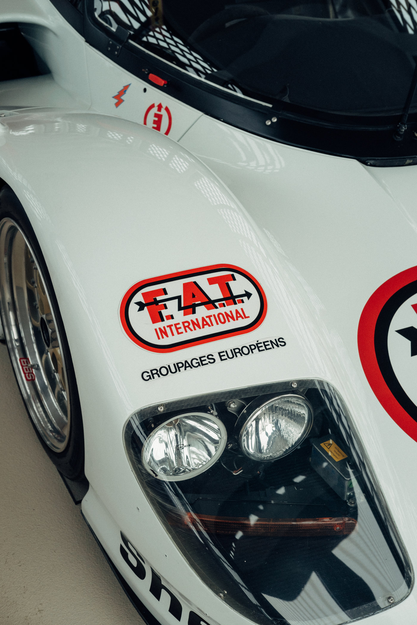F.A.T. International sponsoring on the 1994 Le Mans winning Dauer 962 Le Mans-Porsche - 1