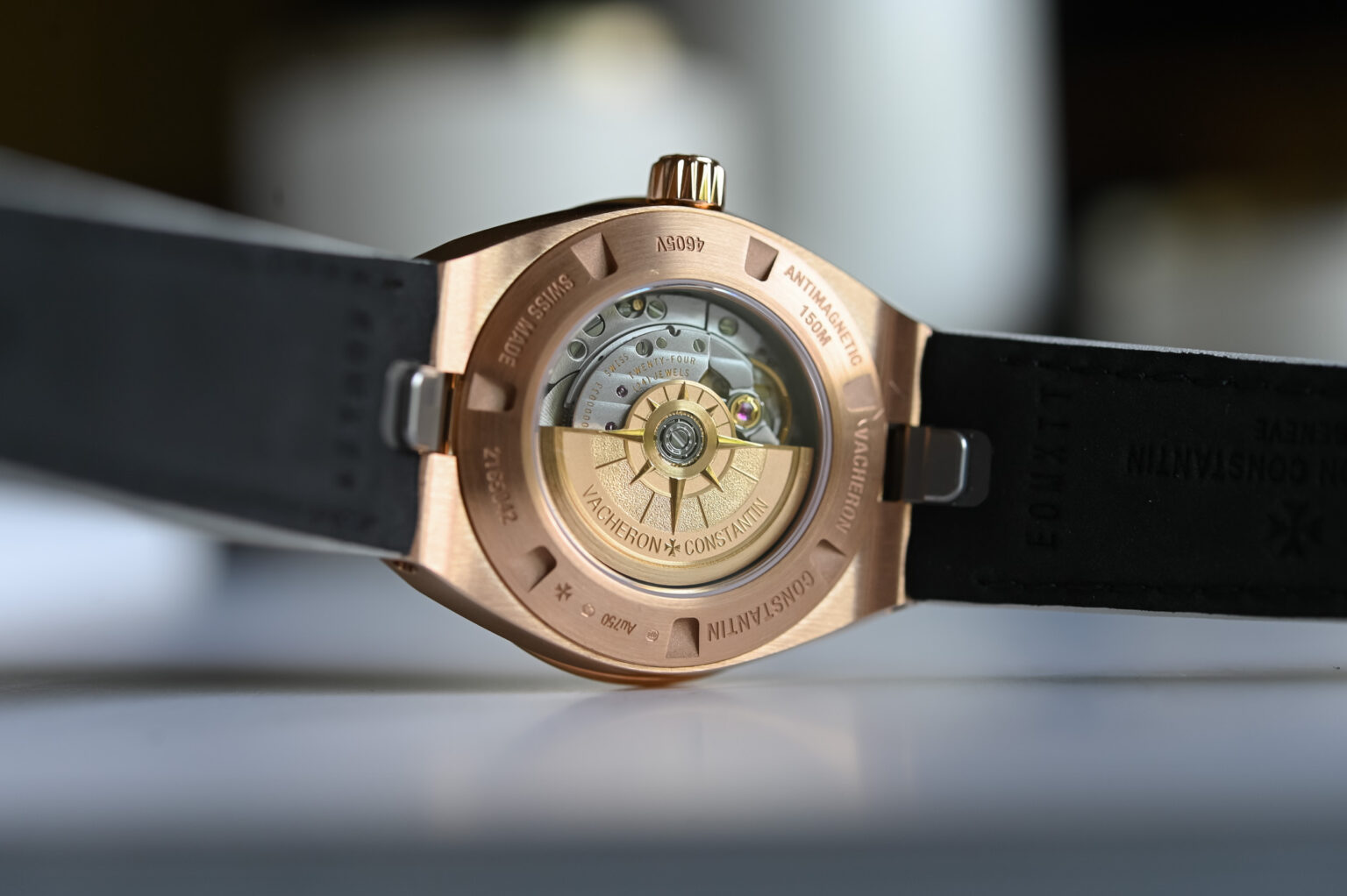 The Gold Allure of the New Vacheron Constantin Overseas Self-Winding ...