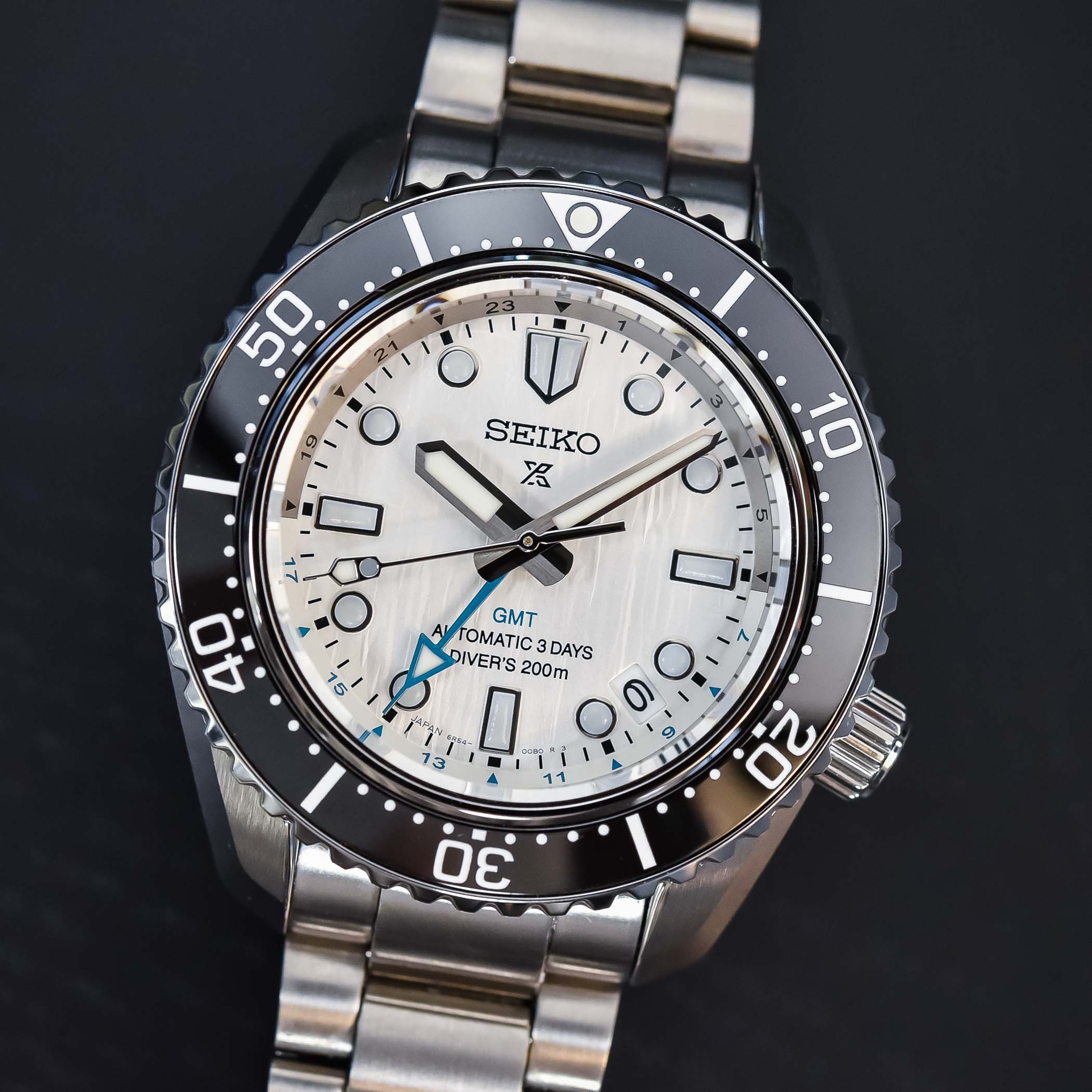 Seiko Prospex Diver GMT Arctic Ocean SPB439