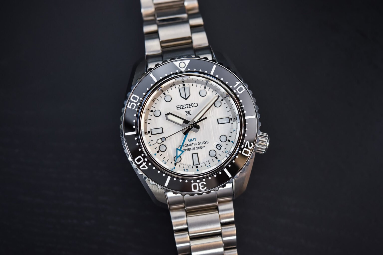 First Look: The Seiko Prospex Diver GMT Arctic Ocean SPB439