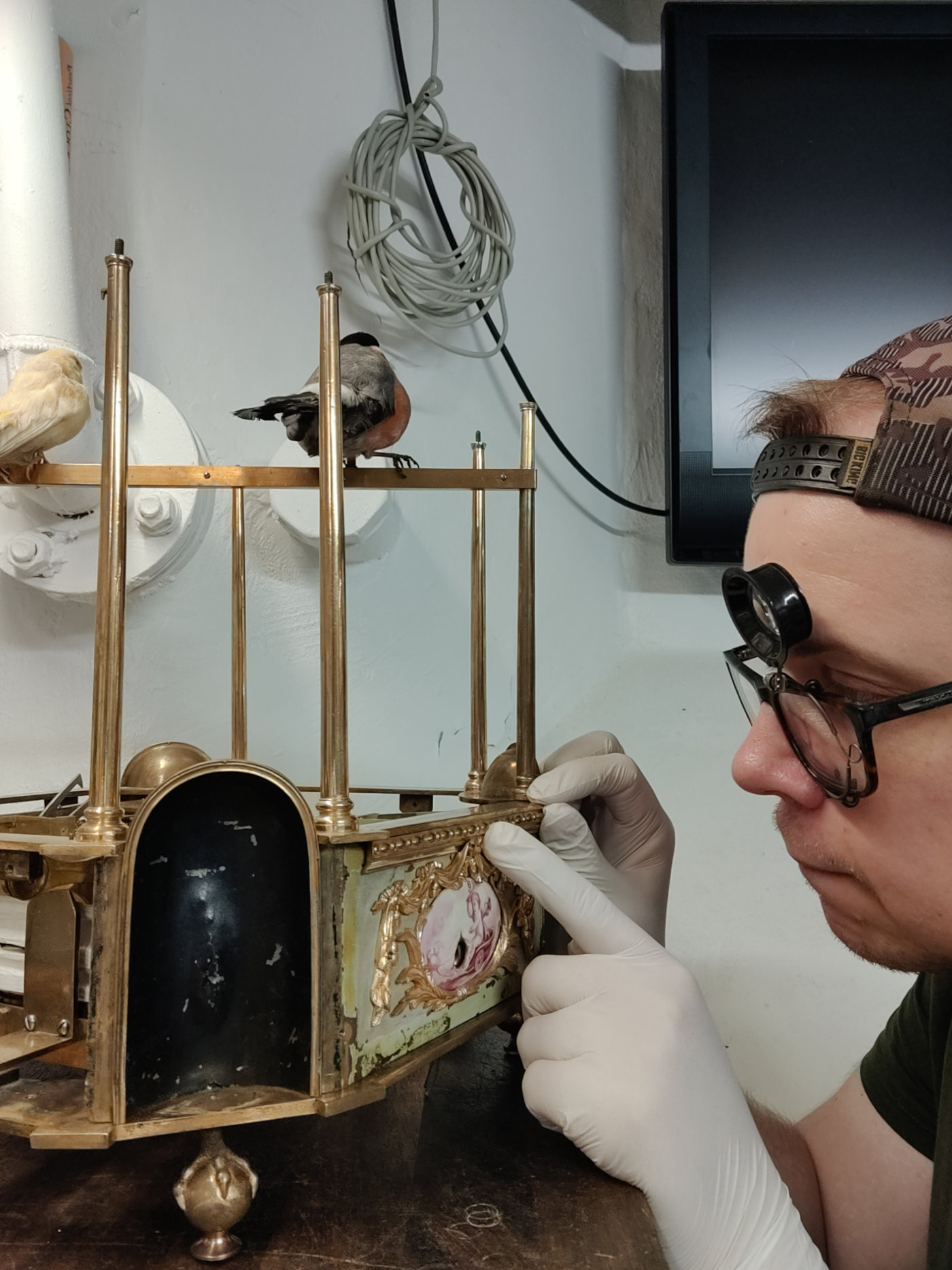 Rune Bakkendorff working on a Jaquet Droz Birdcage