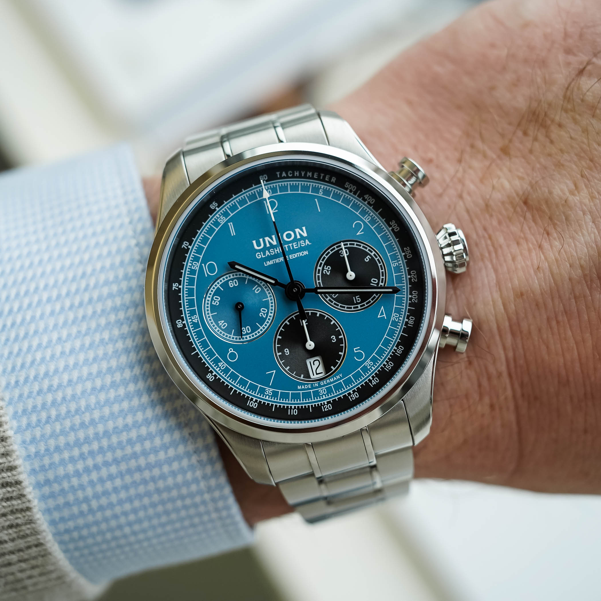 Union Glashutte Belisar Chronograph Speedster Limited Edition Electric Blue 2023 - review - 3