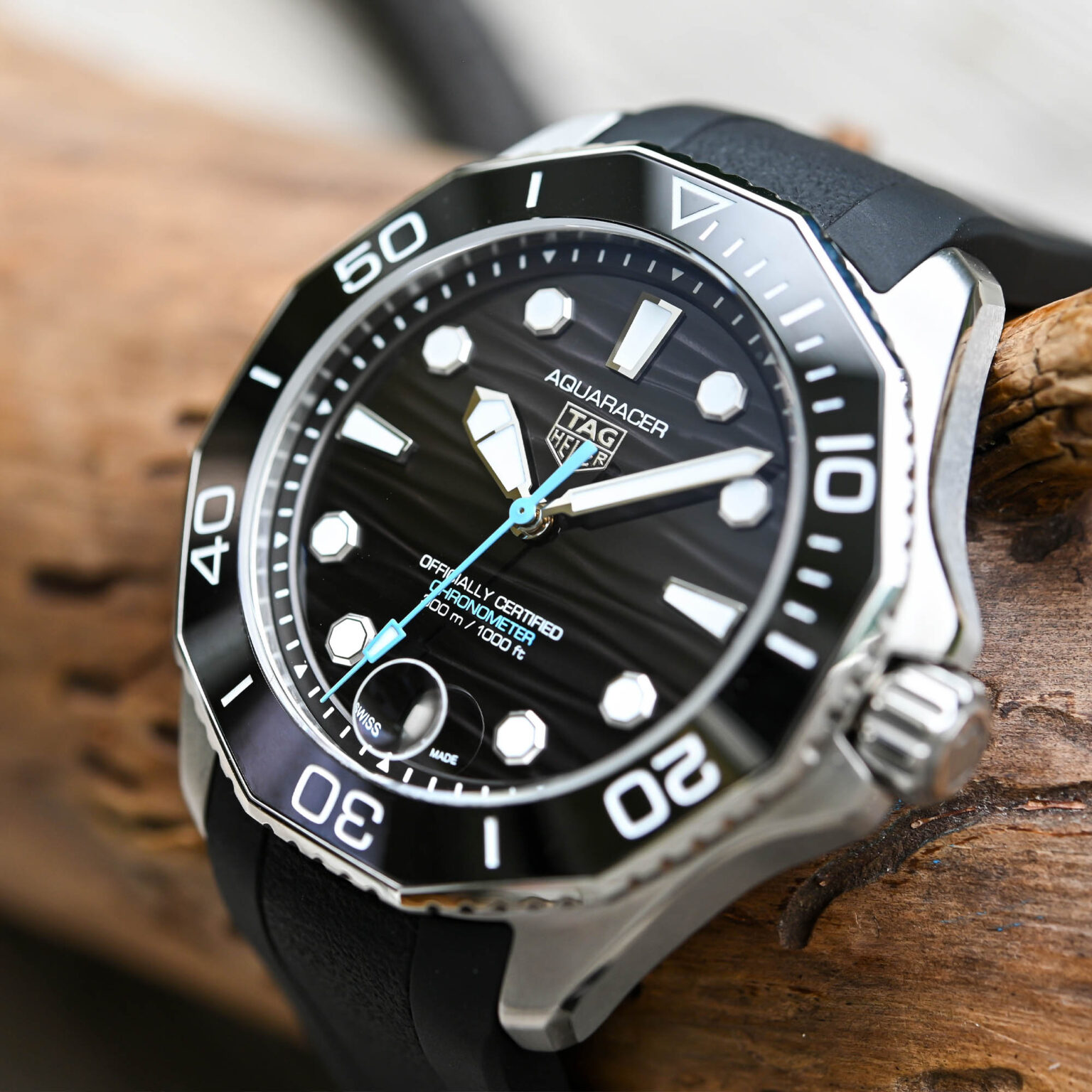 Hands-On: The Revised TAG Heuer Aquaracer Professional 300 Date