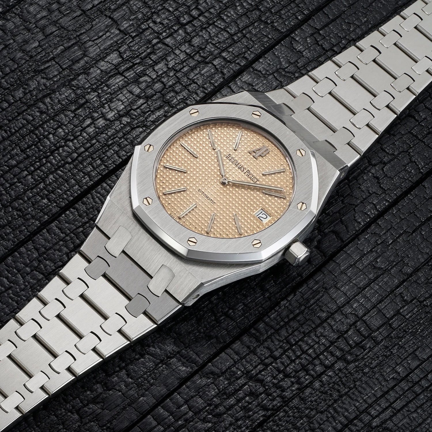 Royal Oak 14802ST salmon jubilee Image by Phillips Watches
