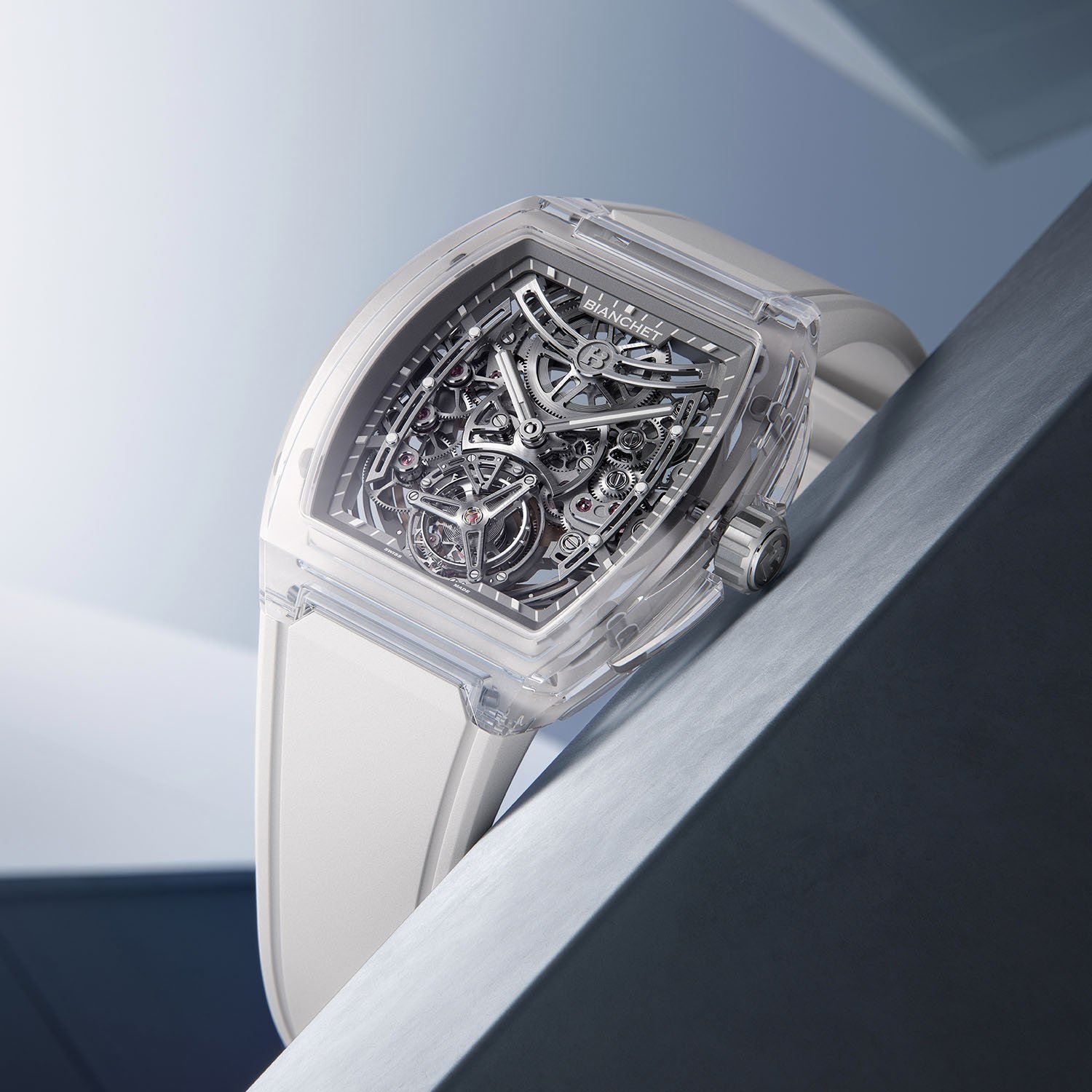Nouveau Sapphire Ultrafino Bianchit
