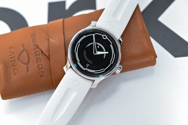 ming-37-05-lunatic-moonphase-