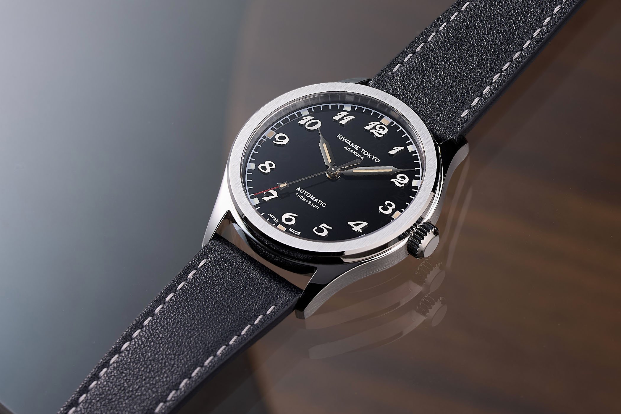 monochrome-watches.com